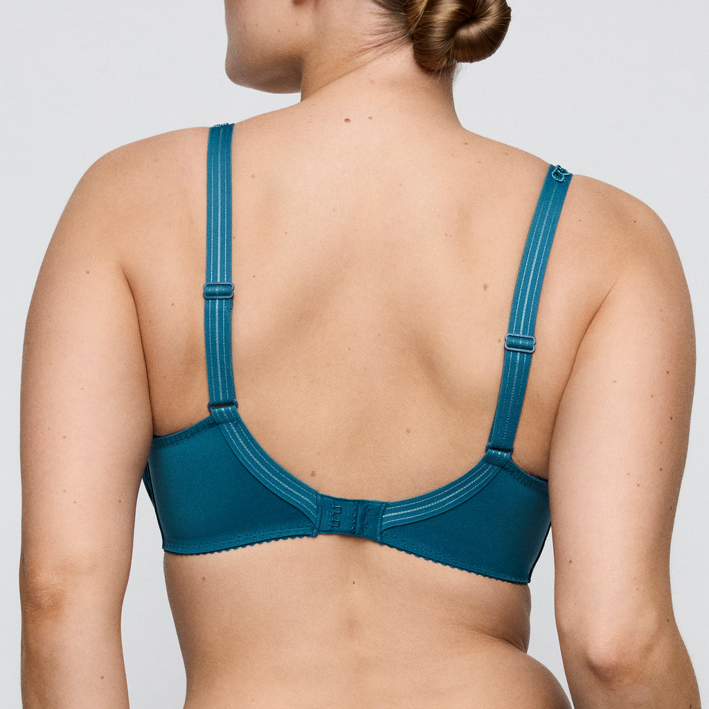 BH's multicolor Prima Donna