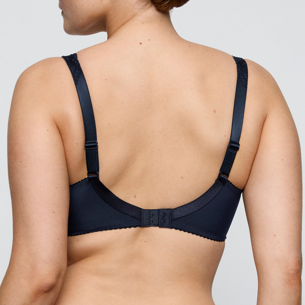 BH's blauw Prima Donna