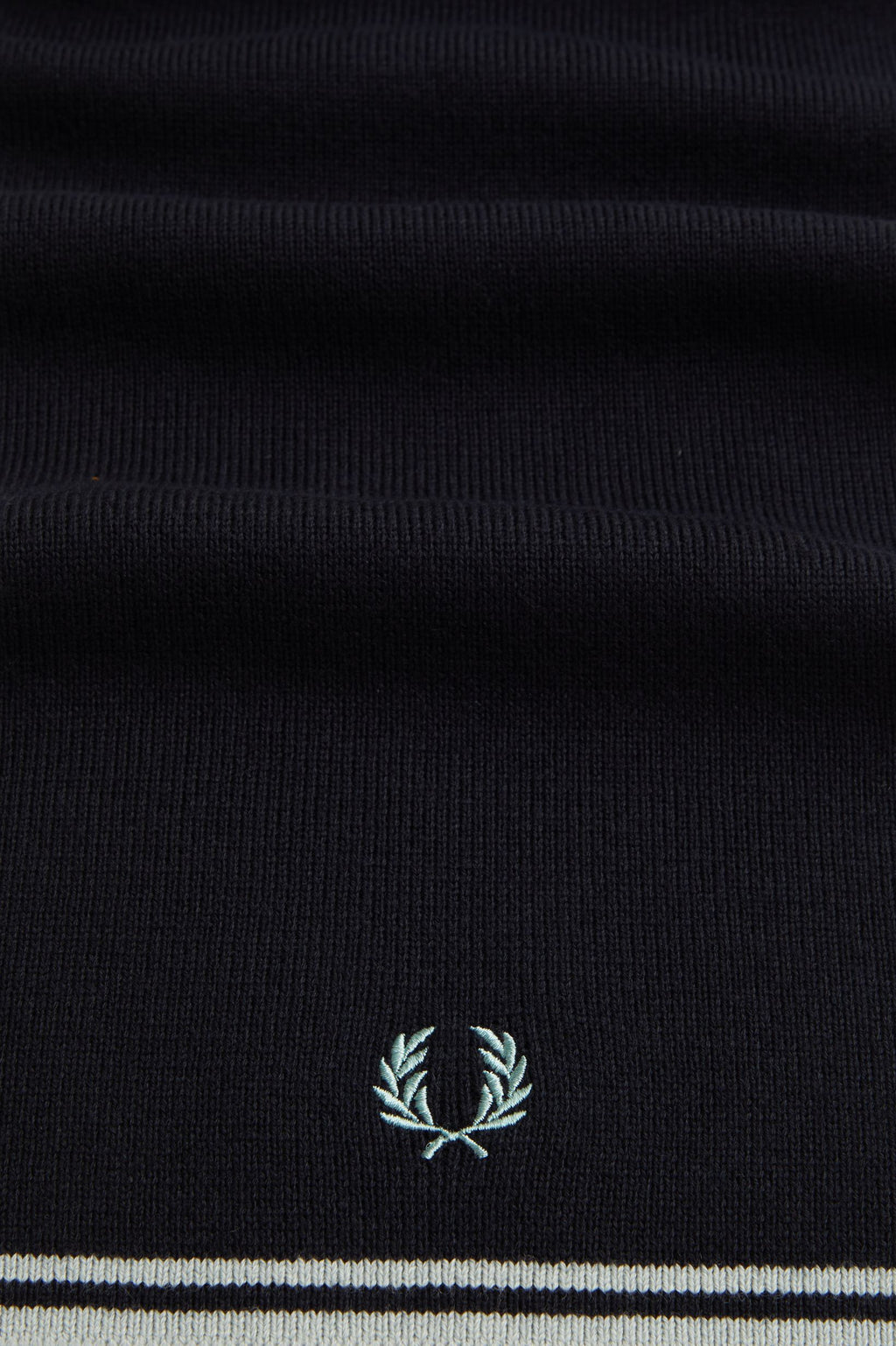 Sjaals navy Fred Perry