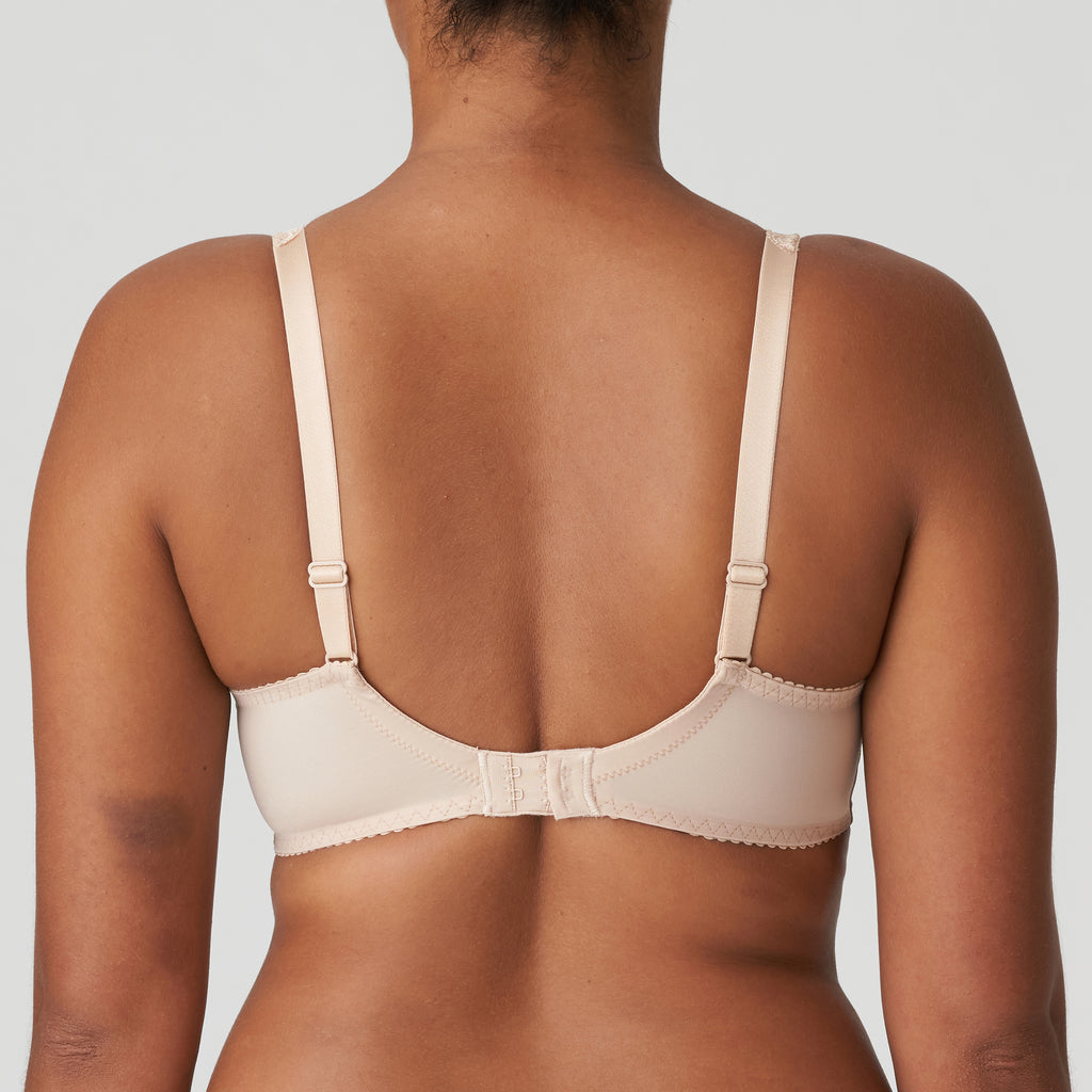 BH's beige Prima Donna