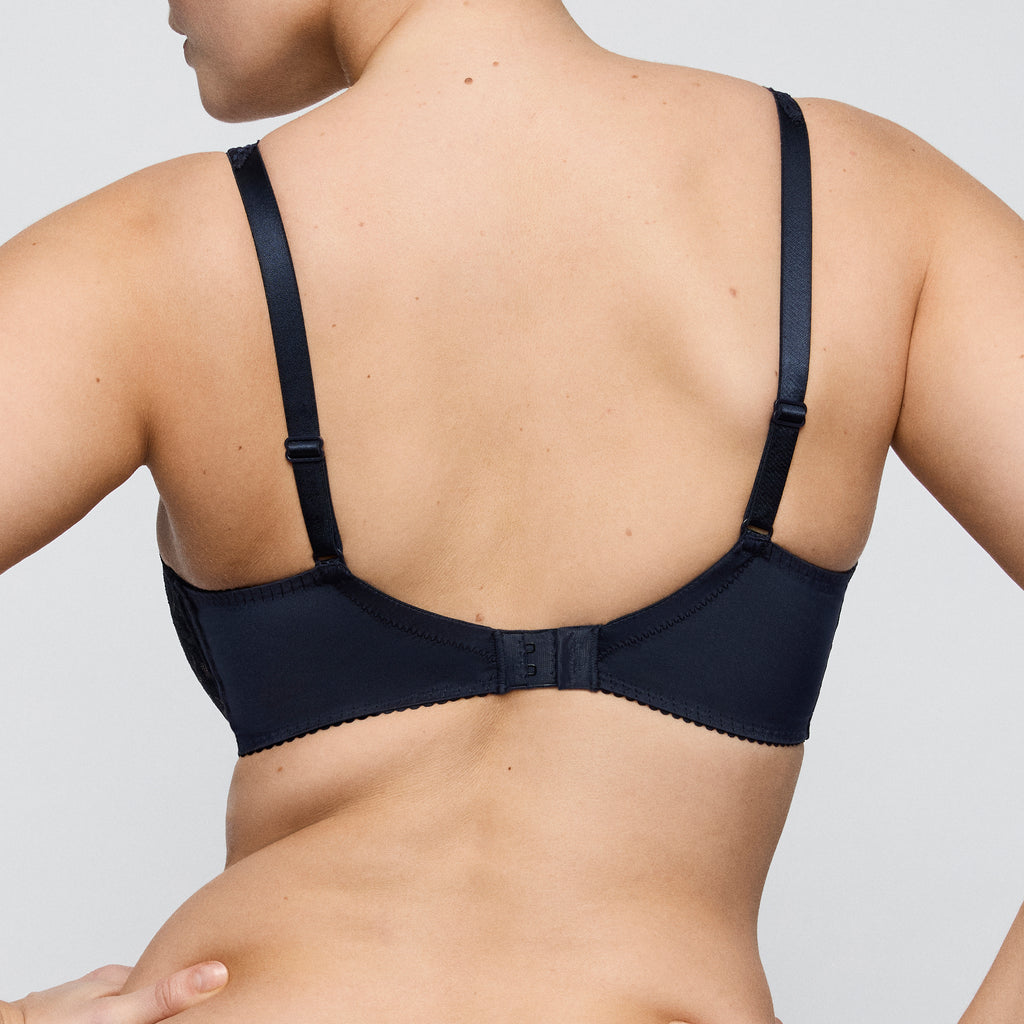 BH's blauw Prima Donna