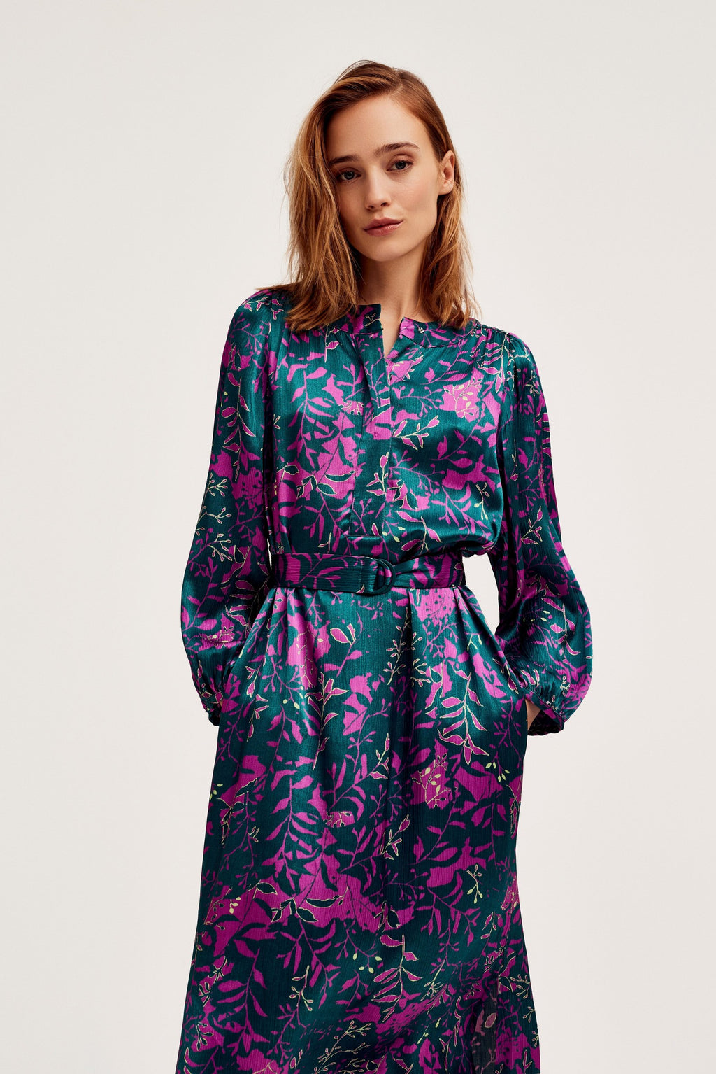 Jurken korte mouw groen CKS