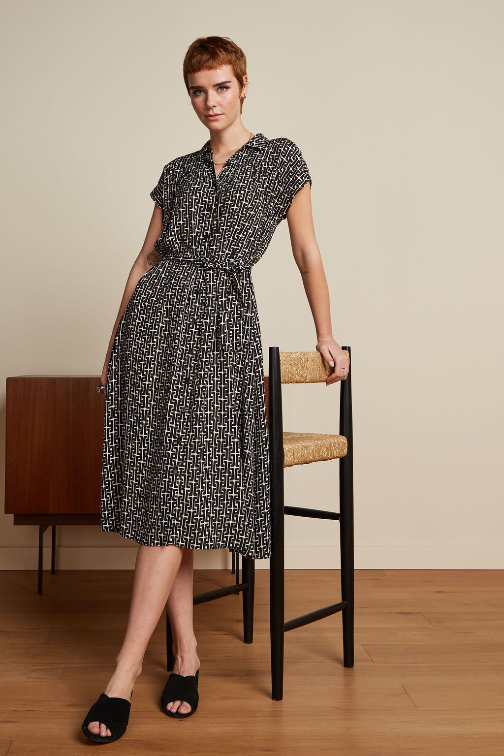 Jurken korte mouw zwart King Louie