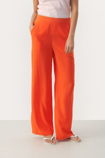 Broeken oranje Part Two