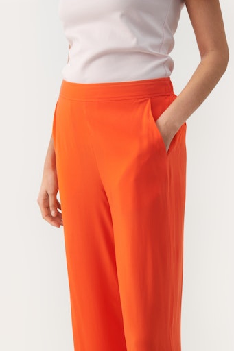 Broeken oranje Part Two