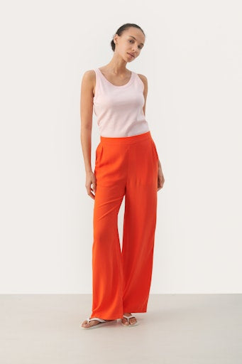 Broeken oranje Part Two