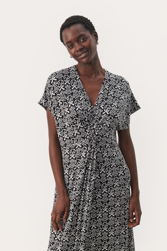 Jurken korte mouw zwart Part Two