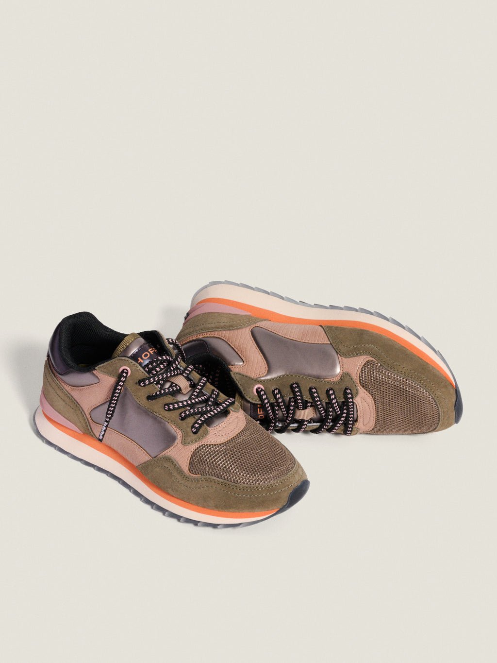 Sneakers multicolor HOFF