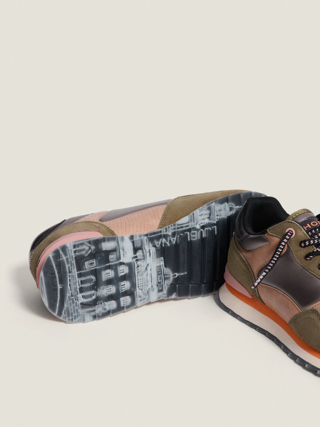 Sneakers multicolor HOFF