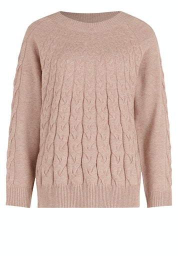 Pulls bruin Betty Barclay