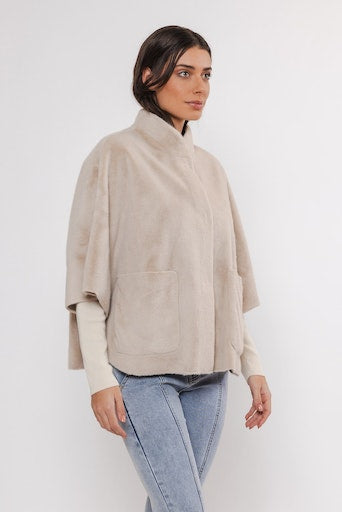 Poncho's beige Rino&Pelle
