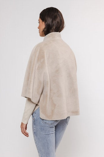 Poncho's beige Rino&Pelle