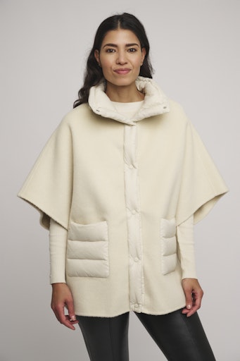 Poncho's beige Rino&Pelle