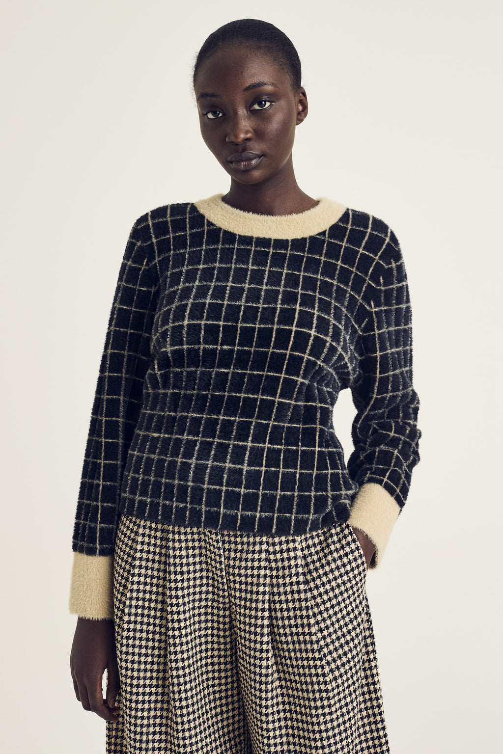 Pulls zwart Terre Bleue