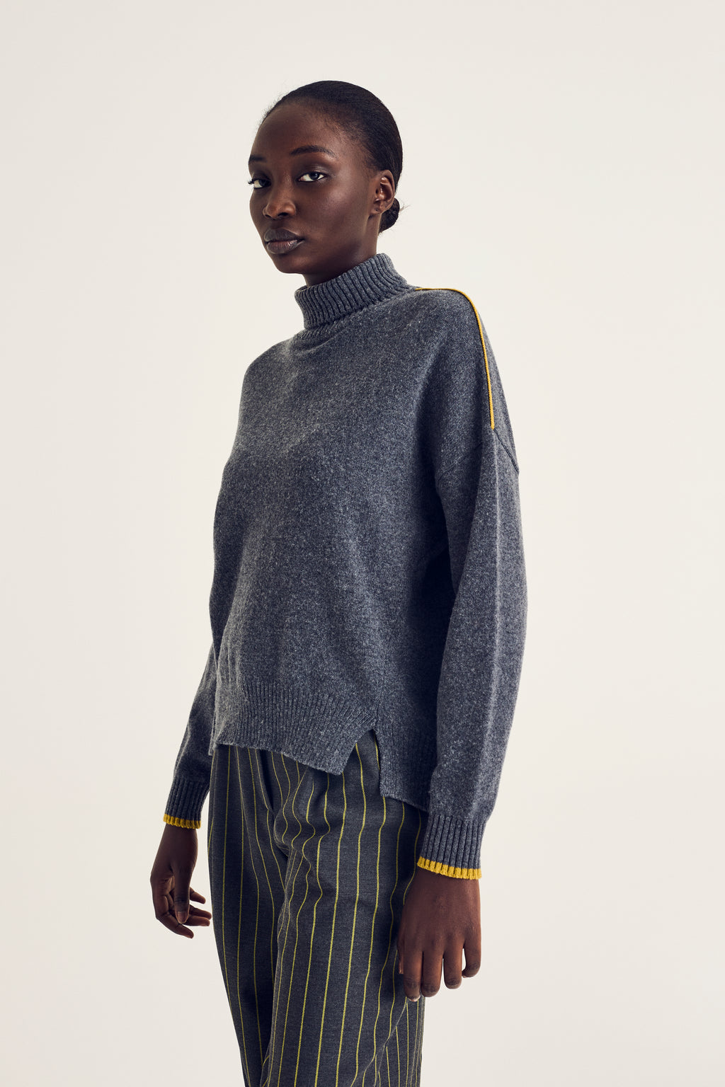 Pulls grijs Terre Bleue