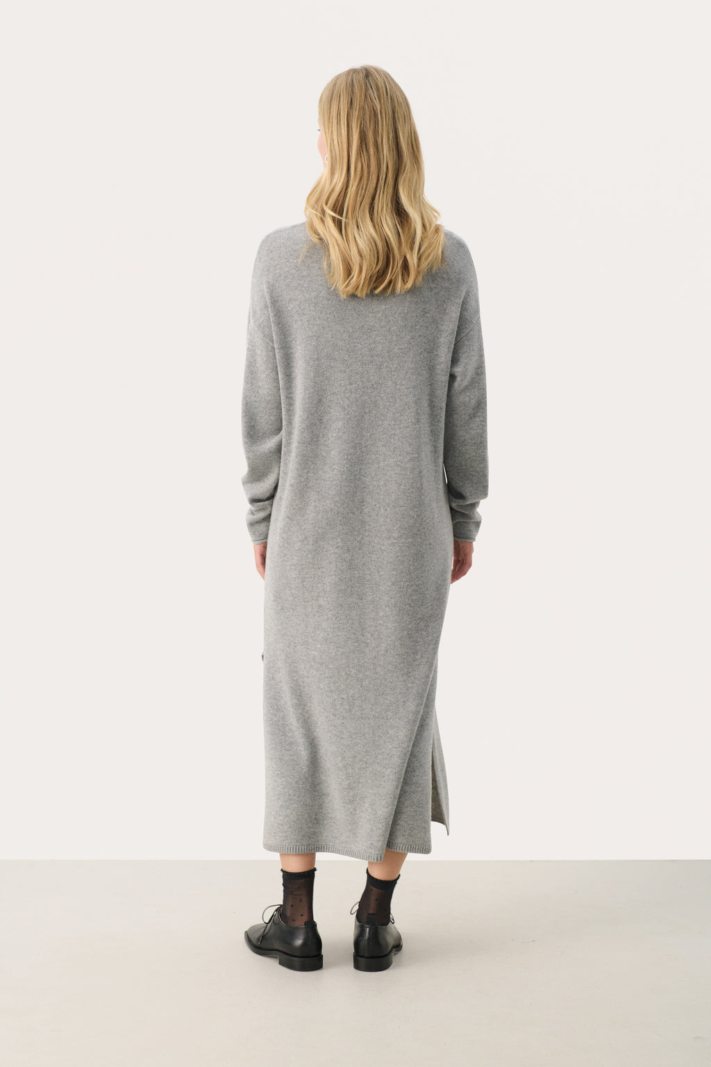 Jurken lange mouw grijs Part Two