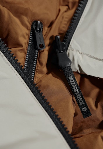 Mantels beige Milestone