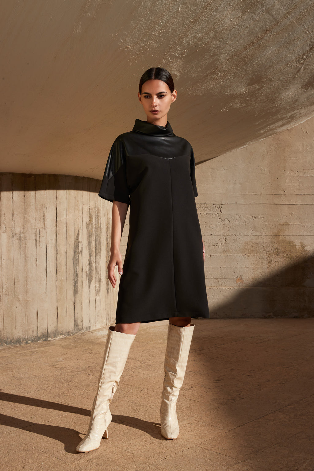 Jurken korte mouw zwart Atmos