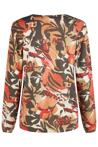 Pulls bruin Barbara Lebek