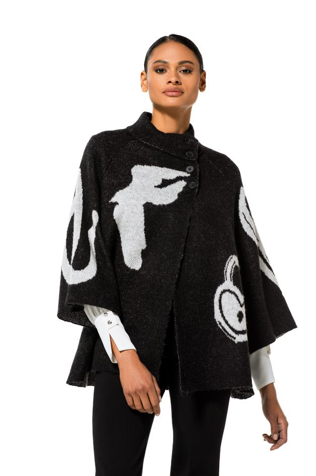 Poncho's multicolor Caroline Biss