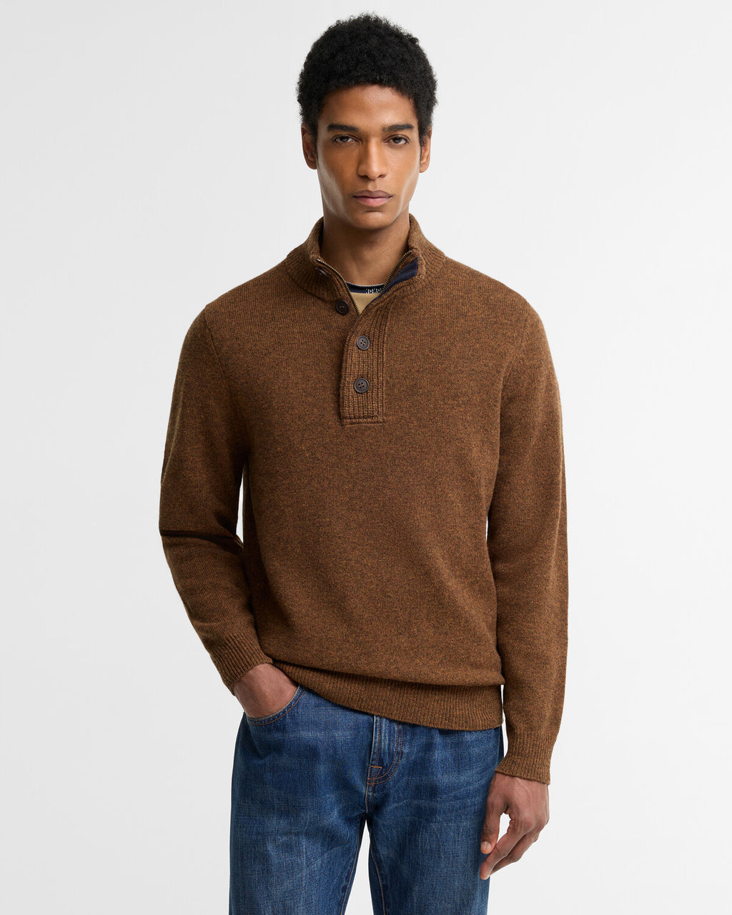 Pulls bruin Barbour