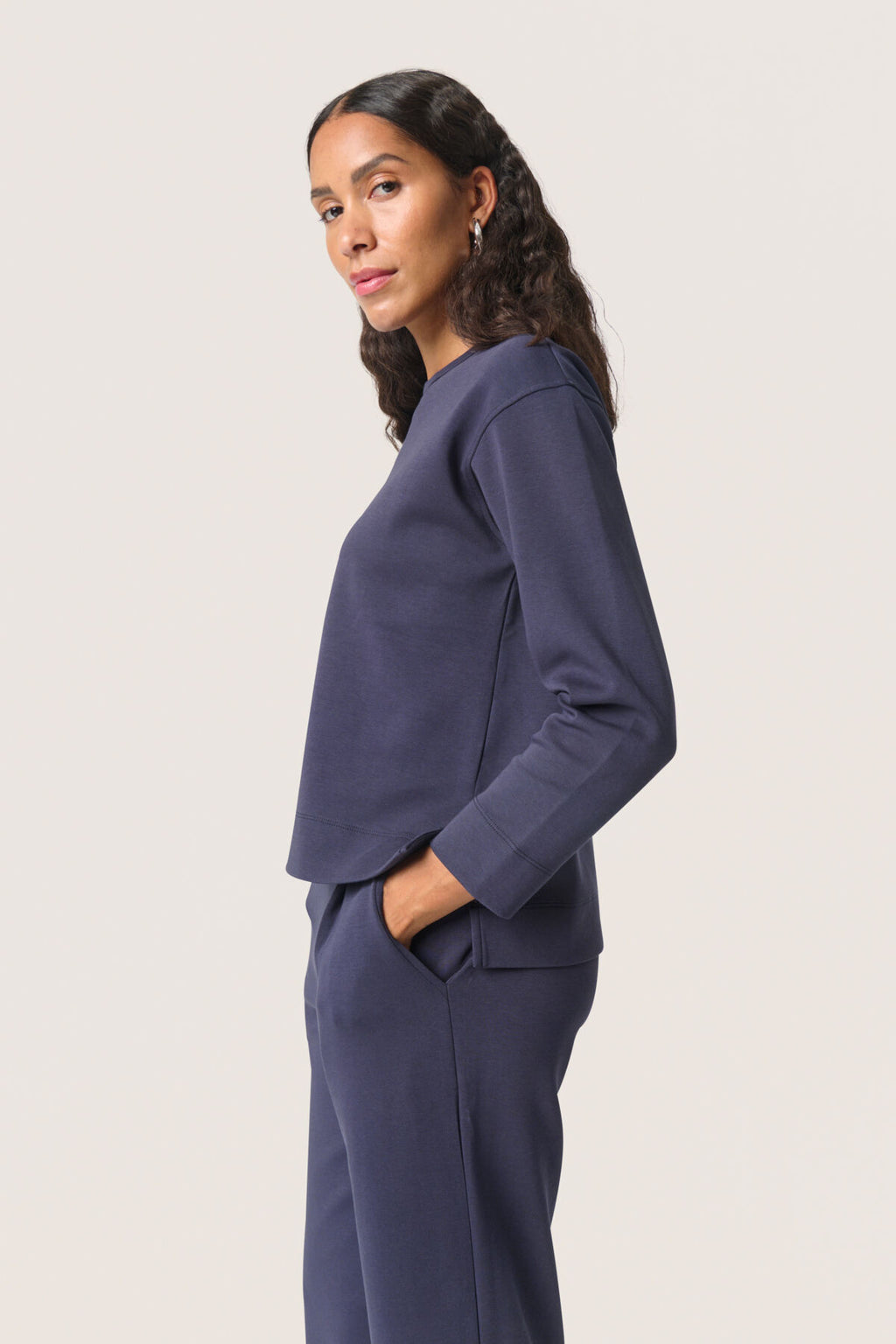 Sweaters navy Soaked In Luxury