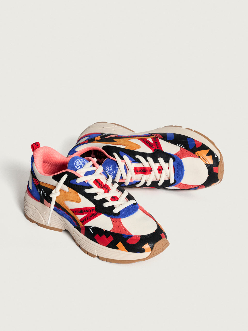 Sneakers multicolor HOFF