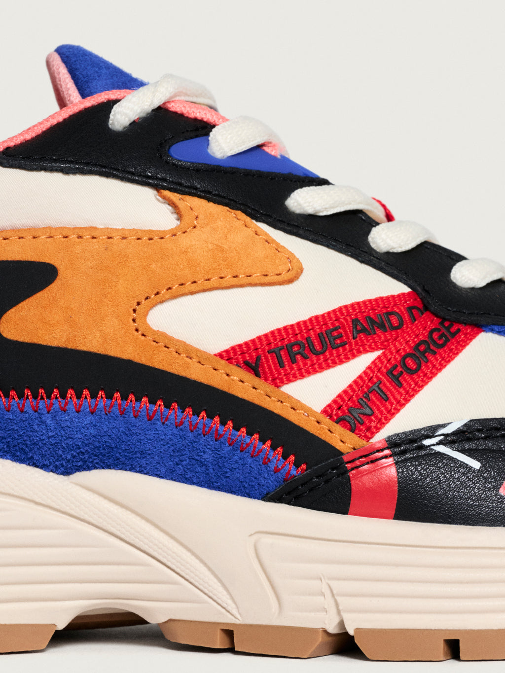 Sneakers multicolor HOFF