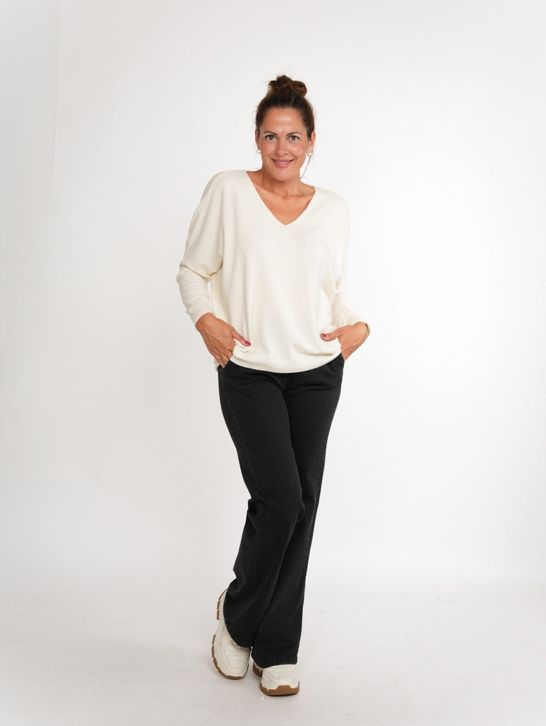 Pulls beige BLACK ROSE