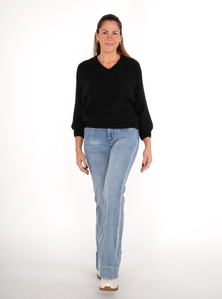 Pulls zwart BLACK ROSE