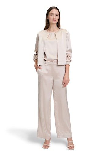Jassen beige Betty & Co