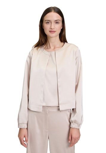 Jassen beige Betty & Co