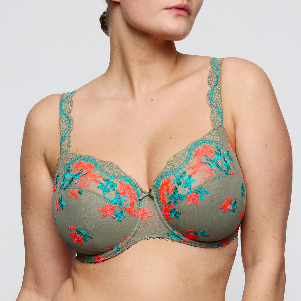 BH's multicolor Prima Donna