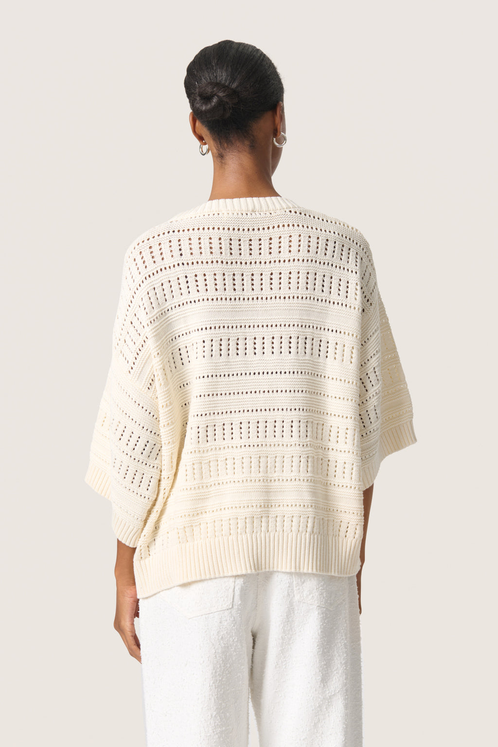 Pulls beige Soaked In Luxury