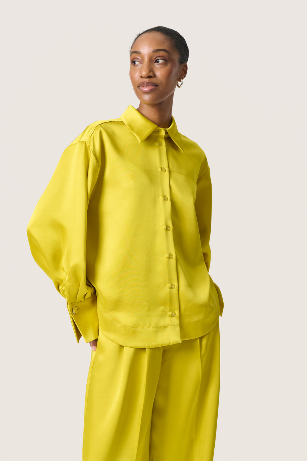 Blouses lange mouw geel Soaked In Luxury