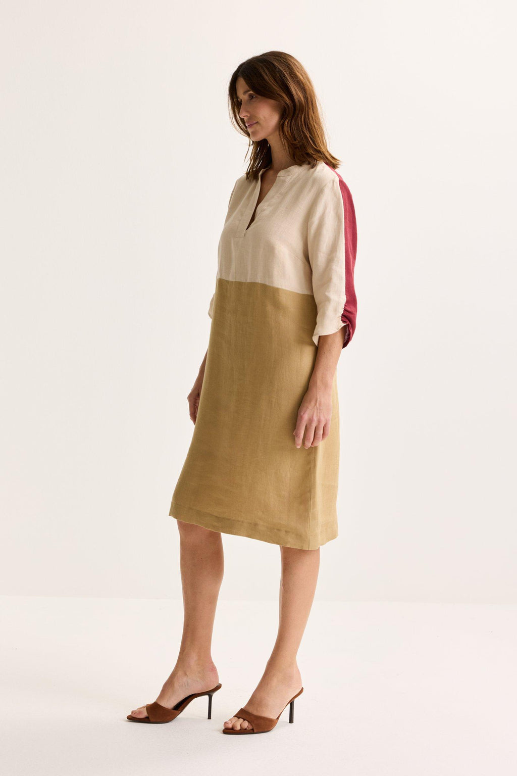 Jurken lange mouw bruin Mayerline