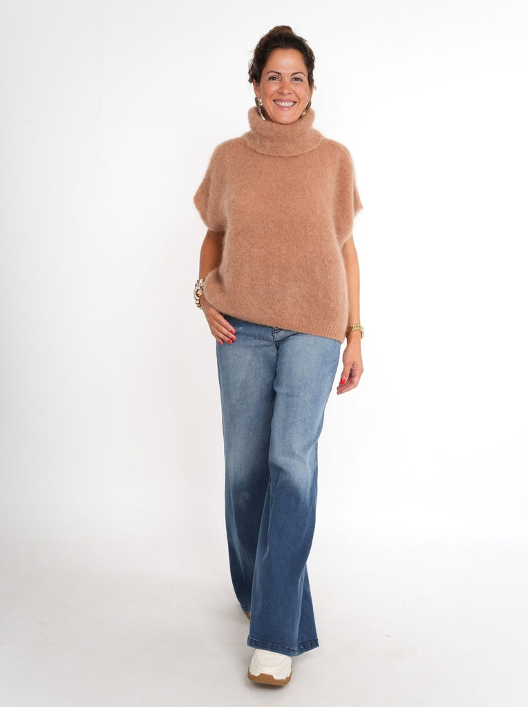 Pulls bruin BLACK ROSE