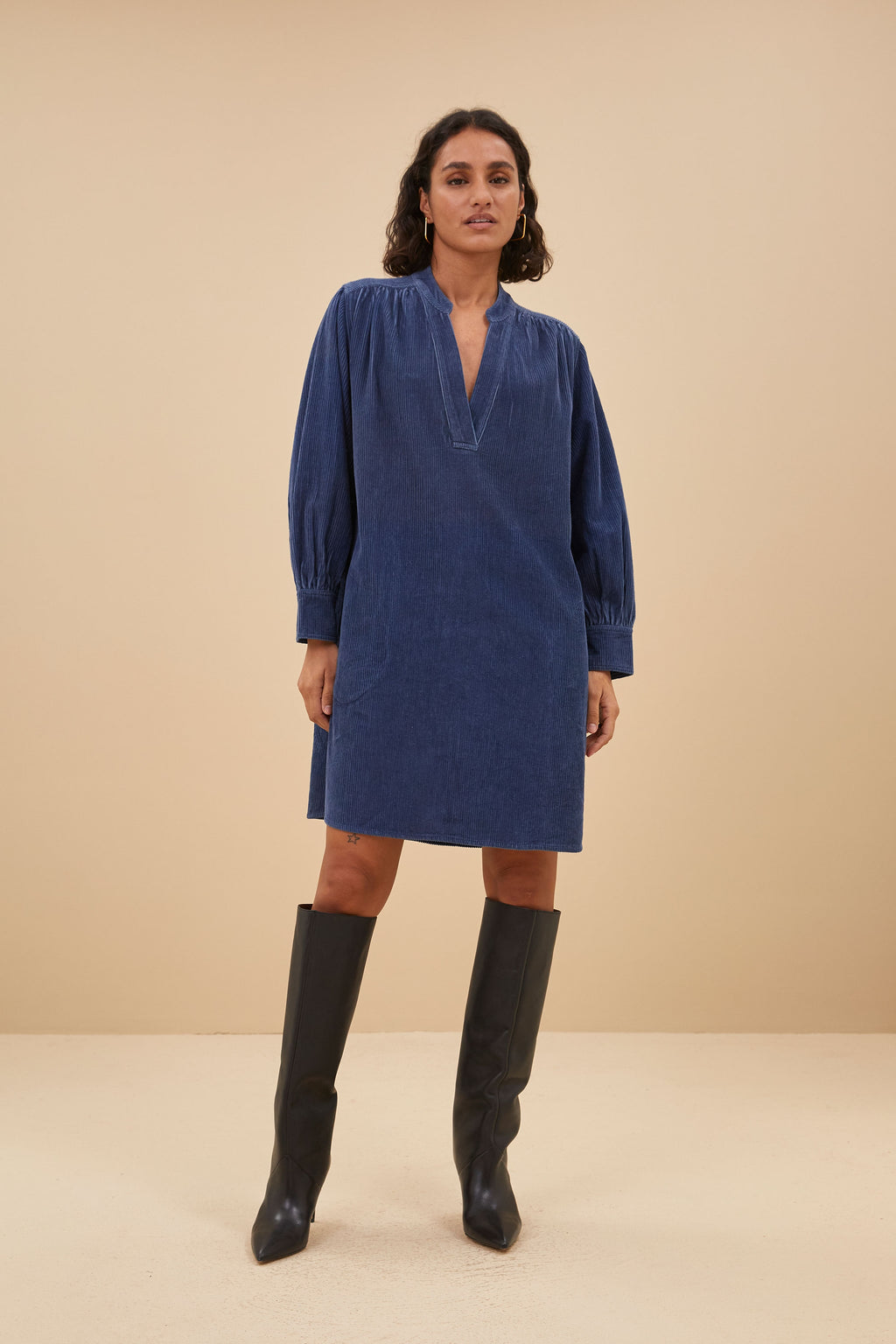 Jurken lange mouw blauw by-bar