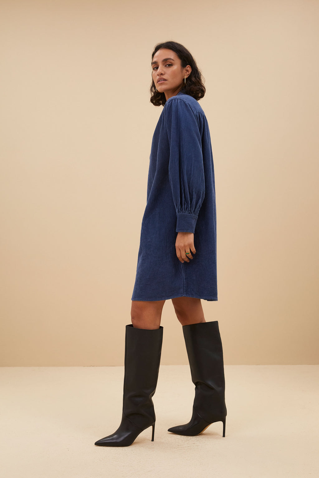 Jurken lange mouw blauw by-bar