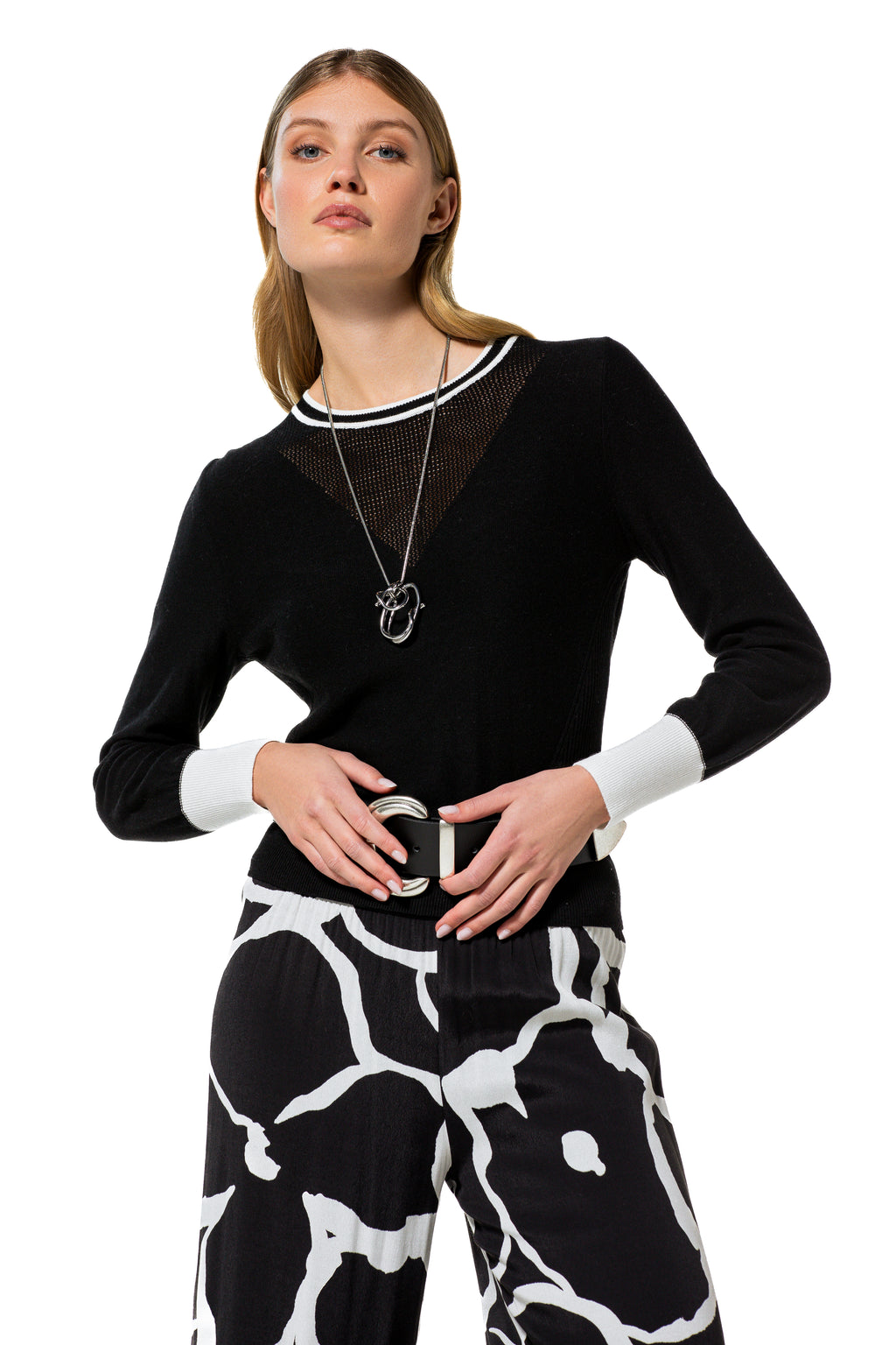 Pulls zwart Caroline Biss
