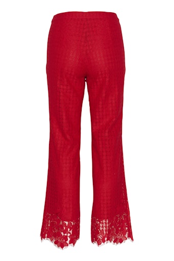 Broeken rood Part Two
