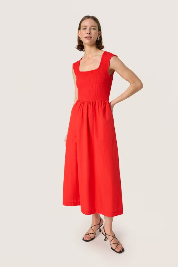 Jurken korte mouw rood Soaked In Luxury