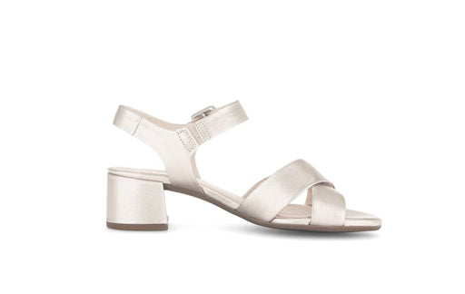 Sandalen beige Gabor
