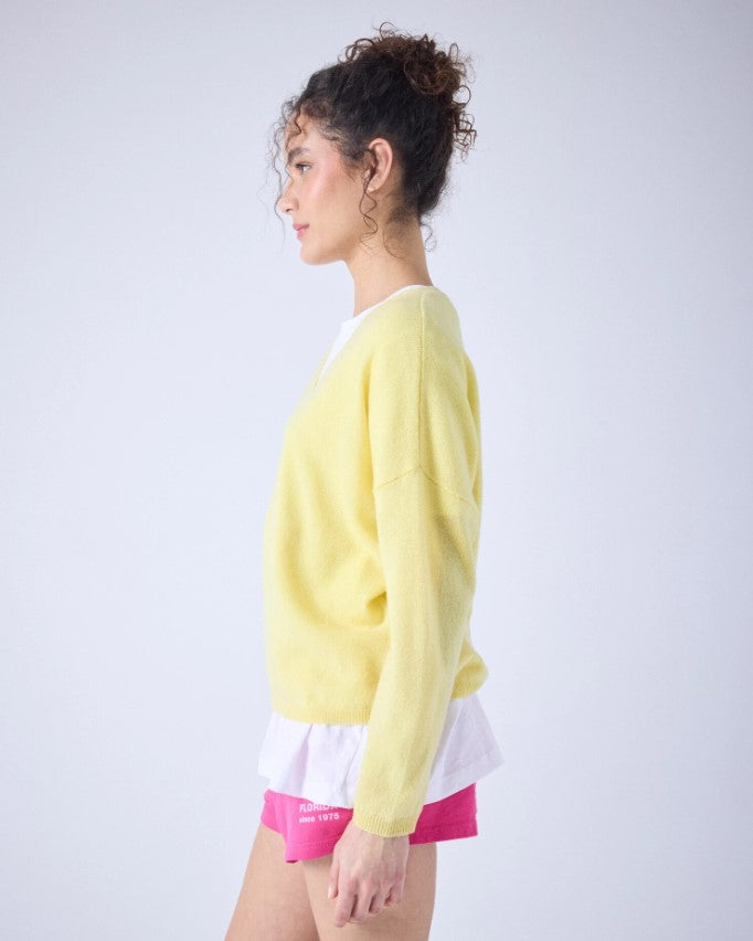 Pulls geel Absolut cashmere.