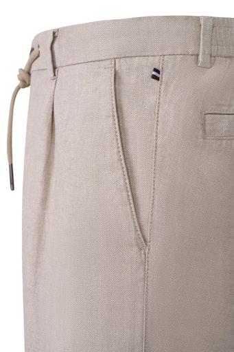 Shorten beige Bugatti