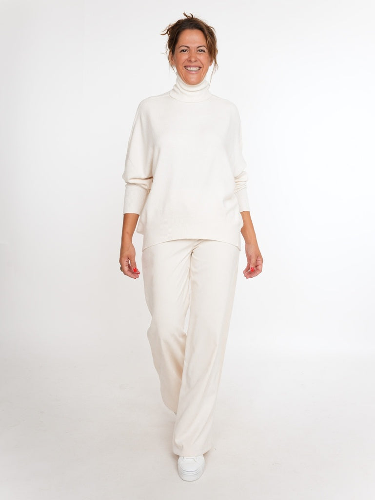 Pulls beige BLACK ROSE