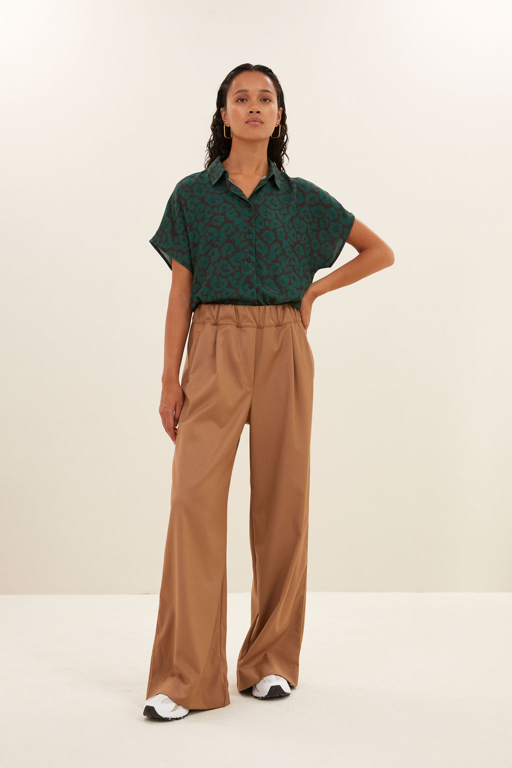 Blouses korte mouw groen by-bar