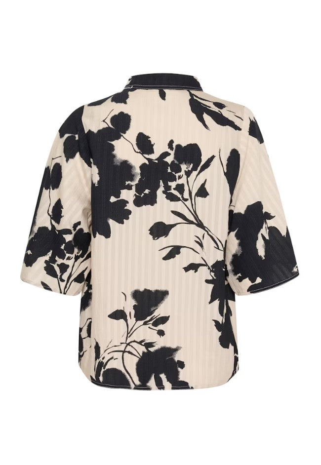 Blouses korte mouw beige Soaked In Luxury