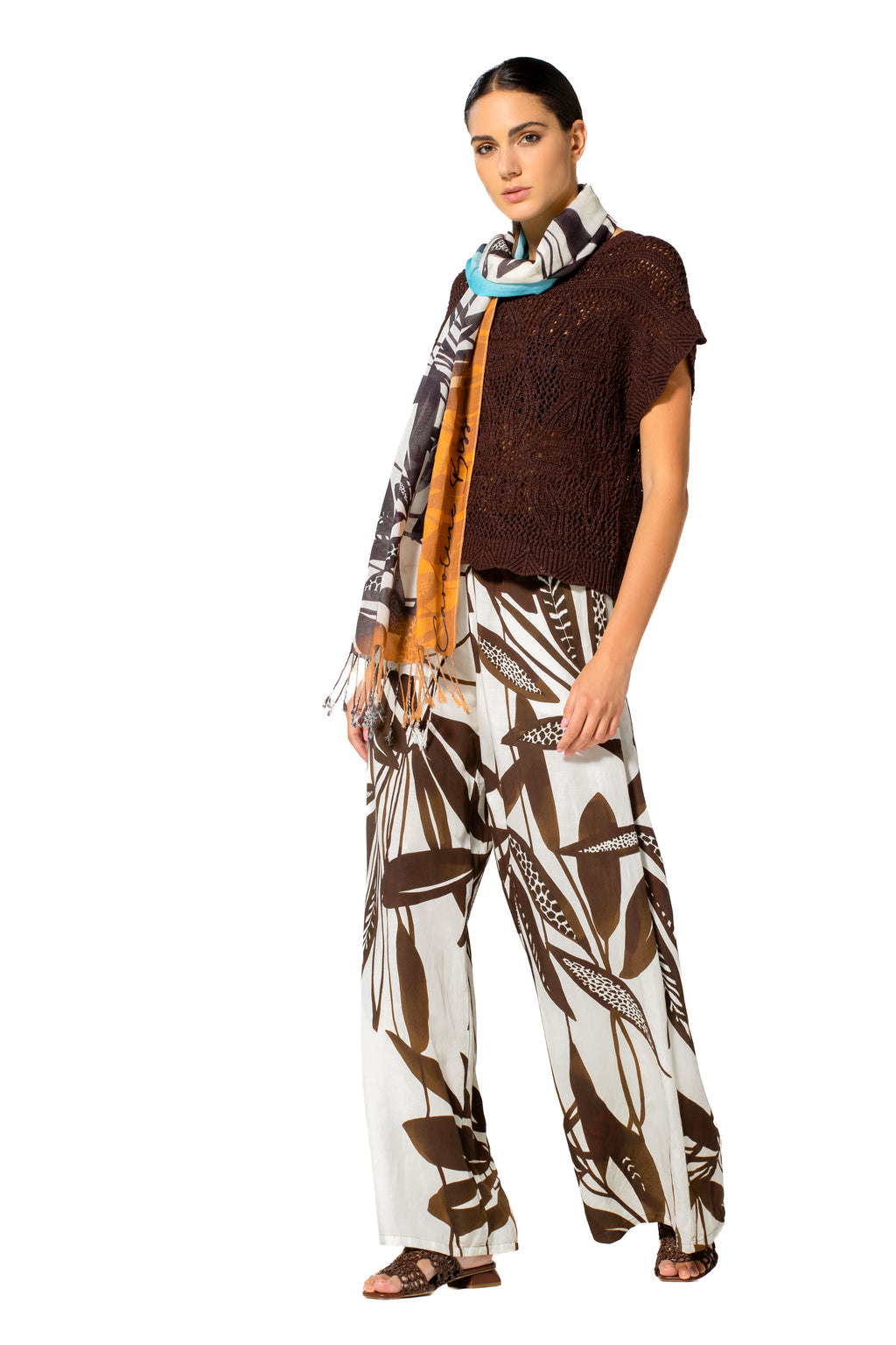 Pulls bruin Caroline Biss