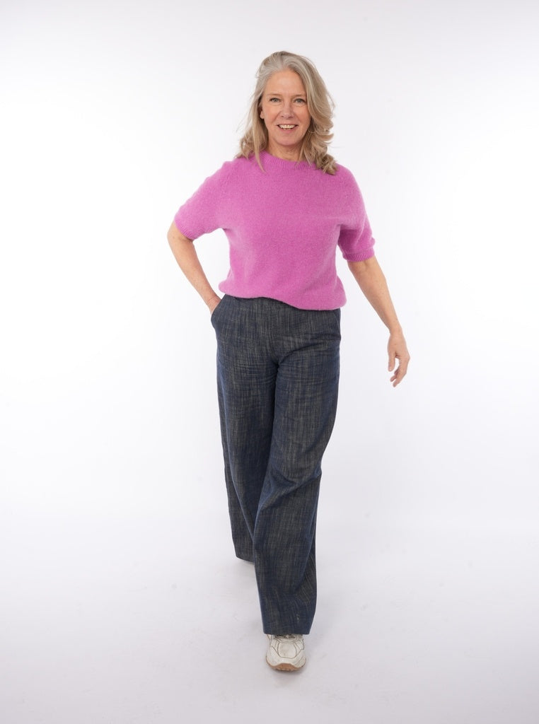 Pulls roze BLACK ROSE